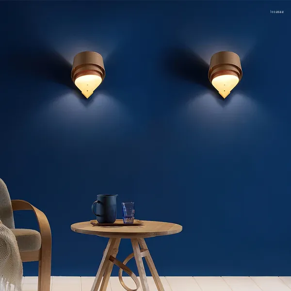 Lampada da parete Scale in stile nordico Lampadina Semplice Moderna Creativa Legno Pelle Personalizzata