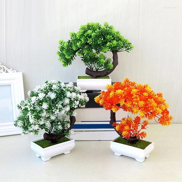 Flores decorativas Planta de plástico artificial Bonsai Simulação Jardim Decoração falsa Mesa de jantar para casa