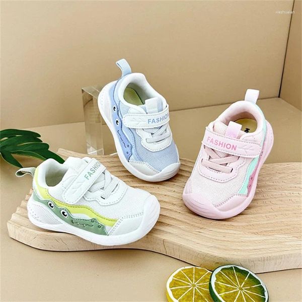 İlk Yürüyüşçüler Bahar Bebek Ayakkabıları Mesh Nefes Altyapı Çocuklar Spor Açık Tenis Yumuşak Sole Küçük Kızlar Erkek Spor Ayakkabıları EU15-25