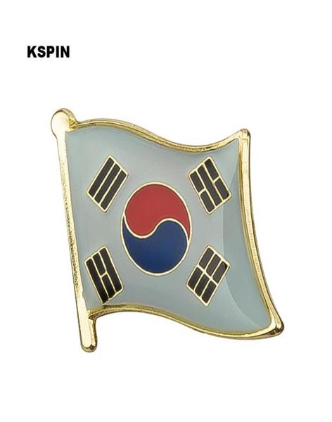 la spilla con bandiera in metallo della Corea del Sud KS0074012348405704