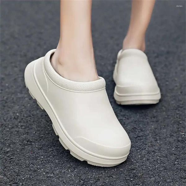 Sandálias cozinhar chinelos verão sapatos chineses mulheres sem salto tênis esporte marcas globais pequeno preço verão
