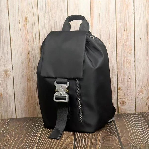 Mochila 2024 Gravada Fivela de Metal Preto ALYX Moda Masculina e Feminina de Alta Qualidade 1017 9SM Multi Functional Bag