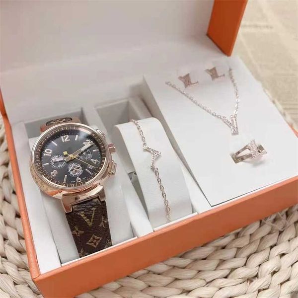 СКИДКА 32% на часы Часы модные 5 комплектов роскошных женских браслетов топ из розового золота с бриллиантами для женщин Рождественские подарки на День матери с подарочной коробкой V