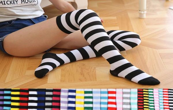 23 Styles Moda Büyük Kızlar Diz Uzun Çizgi Baskılı Çoraplar Uyluk Yüksek Çizgili Desenli Çoraplar Tatlı Sevimli Kadınlar Sock3722551