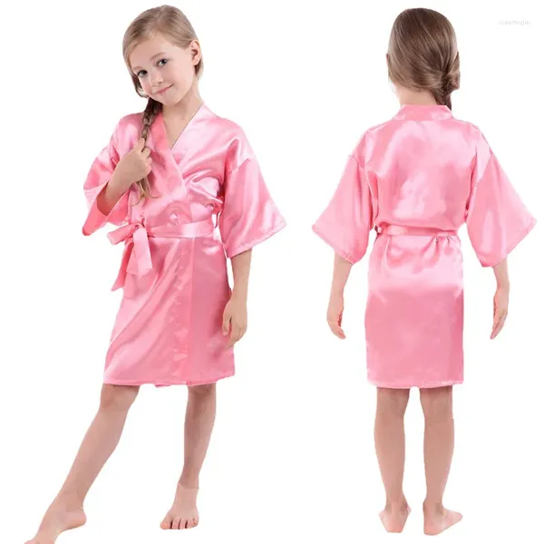 Strampler Baby Kinder Seide Satin Robe Frühling Sommer Pyjamas Kurzer Bademantel für Jungen Mädchen Home Kleidung Kinder Hochzeit Kimono Party Geschenke