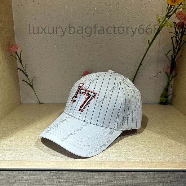 24ss Cappello Basebal in tela di alta qualità Berretto firmato da uomo Berretto da baseball da donna di moda cappelli aderenti lettera ombrellone estivo sportivo ricamo spiaggia di lusso Cappello anatra