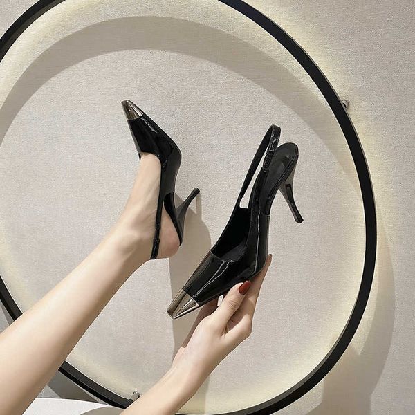 Scarpe eleganti da donna Park Caiying's Same Heels Testa quadrata nera Cinturino dritto Sandali sexy con tacco alto Versatile estate da donna