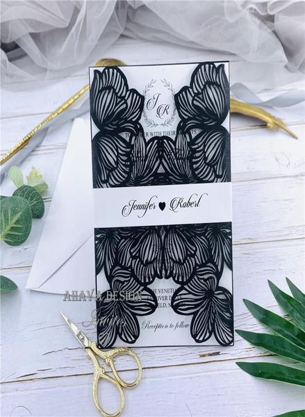 Convite de casamento elegante romântico preto floral com corte a laser com inserção personalizada e faixa de barriga 20 cores disponíveis 7683983