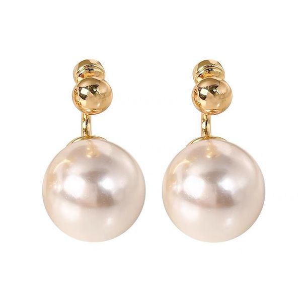 925 Silver needle design sense French pearl studs female retro earrings simple earrings wholesale 22223