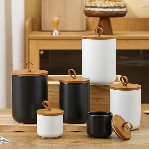 Bottiglie di stoccaggio Barattolo di ceramica con coperchio ermetico in legno Tè sfuso Caffè Zucchero Spezie Noci Condimenti Contenitore per serbatoio Organizzatore da cucina