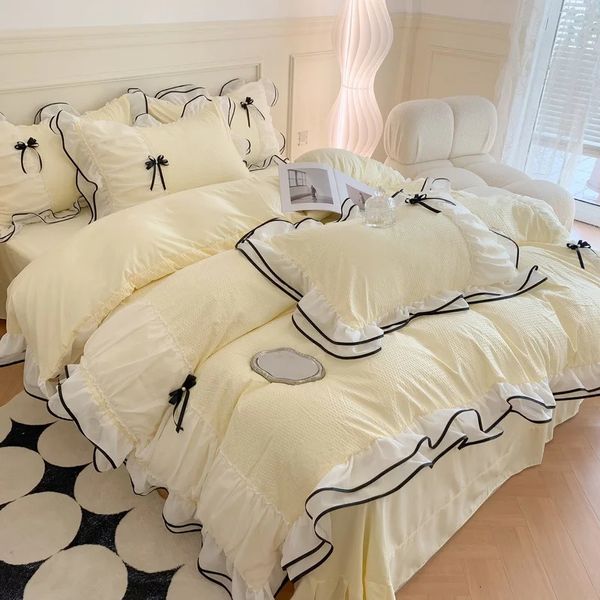 Корейский комплект постельного белья из хлопчатобумажного хлопка принцесса для девочек кружево с рюшами и бантом пододеяльник двуспальная простыня стираное хлопковое одеяло Twin Queen 240226