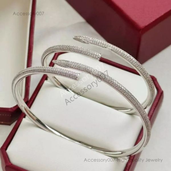 braccialetto di gioielli firmati Designer europeo americano di nail lady pieno di diamanti in oro e argento Bracciale tutti i gioielli neutri abbinati, regali gioielli