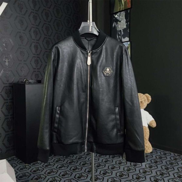 Lederjacke für Herren, Totenkopf-Motiv, heißgepresst, Diamant-Stickerei, Lederabzeichen, Baseball-Kragen, Strickjacke mit Baumwolljacke, Designer-Herrenjacke, winddichter Parka-Mantel YEGB