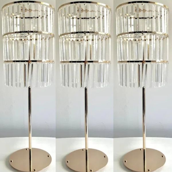 Novo estilo atacado peças centrais para mesa de casamento evento de casamento uso alto candelabros acrílicos suporte de flor de casamento display