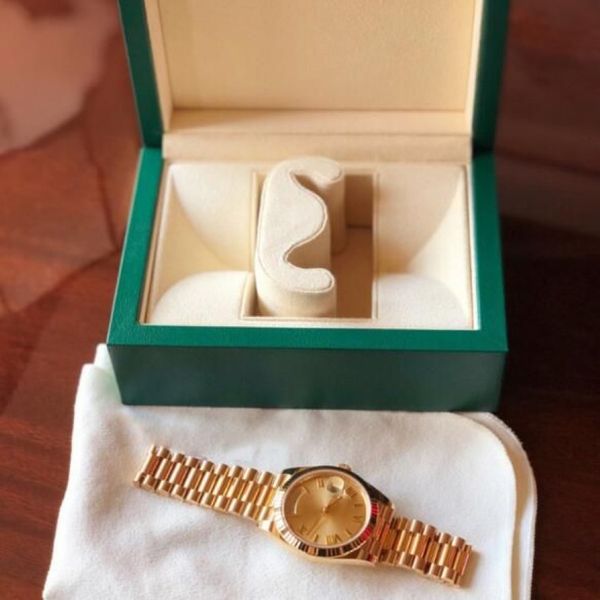 Президент 18к золота дата сапфировой кистал Женевской мужские часы.