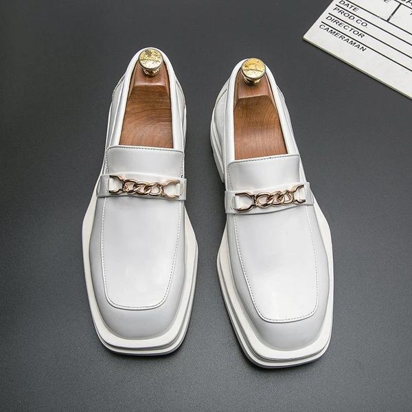 Kleidschuhe Britischer Stil Herren Leder Luxus Weiße Quadratische Zehe Männer Oxford Casual Business Derby Schuh Mann Loafer Mocasines