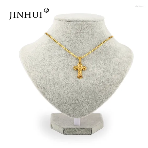 Colares Pingente Jin Hui 2024 Moda Crucifixo Jesus Colar para Mulheres / Homens Cruz Religiosa Católica Cor de Ouro Jóias Presentes