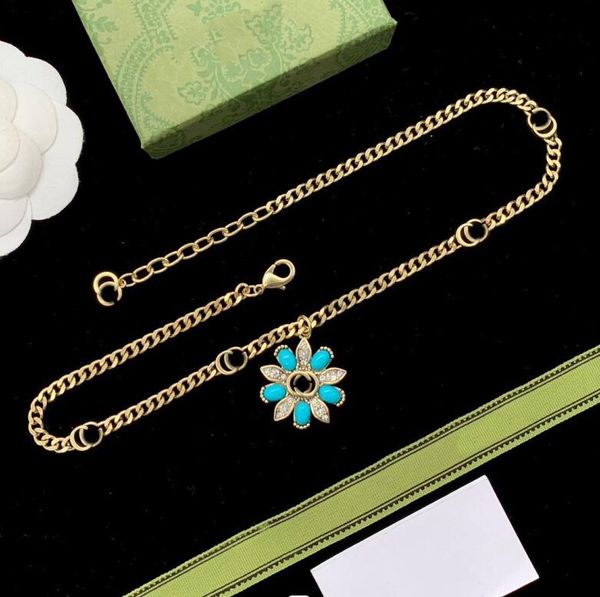 Designer-Halskette, Designer-Schmuck für Damen, 18 Karat Gold, blaue Diamant-Blumen-Halskette