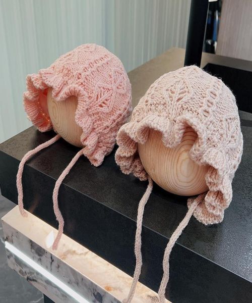 Маленькие девочки Ruffle Hollow Crochet Bud Hats малыш детские вручную вязаную теплую шапочку детские детские пасхальные вечеринка A93948239768