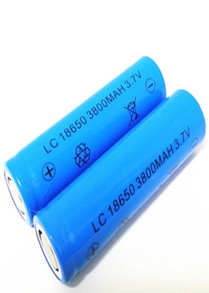 LC 18650 3800 mAh 37 V flacher Lithium-Akku kann in Friseurscheren, Entsafter, hellen Taschenlampen, Außenscheinwerfern usw. verwendet werden2971048