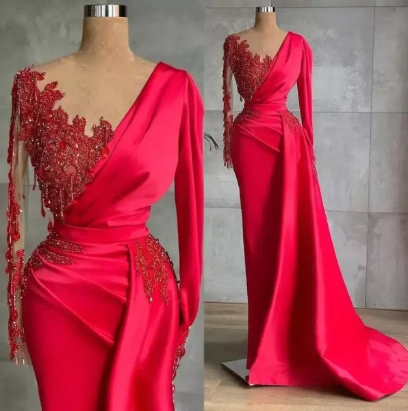 Abiti da sera a sirena rossa Maniche lunghe trasparenti che bordano nappe increspate Abiti da festa formali arabi Celebrity Met Gala Prom Wears BC