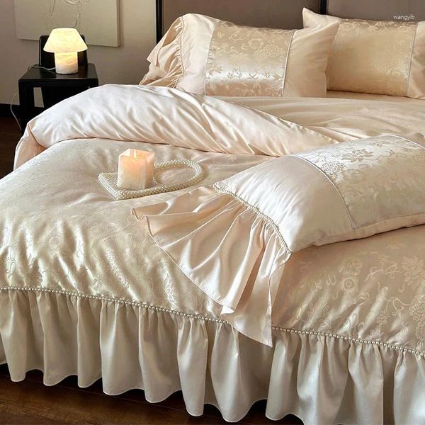 Set di biancheria da letto Set jacquard premium di lusso leggero francese con perle Copripiumino di fascia alta in cotone 140 fili Color crema Quattro pezzi