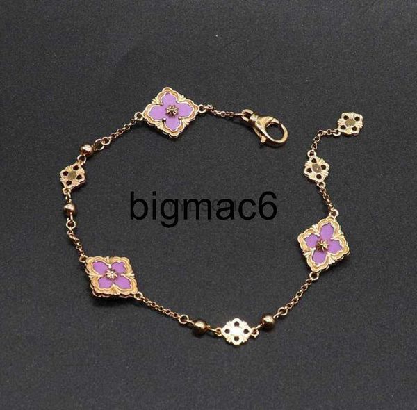 Braccialetti con ciondoli Bracciale di design Bracciale Buccellatii Gioielli di moda di lusso Advanced Four Leaf Grass Three Womens 18 K Agate Pearl Fritillaria 240226