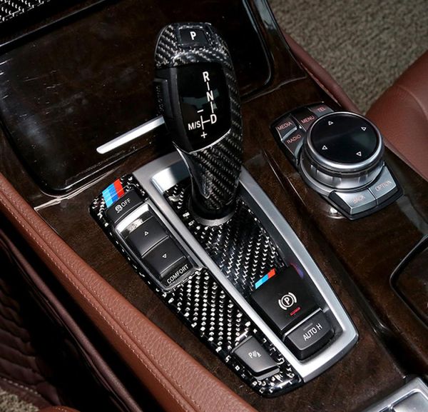 Углеродное волокно Ремонт автомобиля Панель переключения передач Рамка Наклейки Ручка переключения передач Крышка Украшения для BMW 5 7 серии GT X3 X4 F07 F10 F25 F264392213