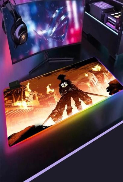 RGB Anime Angriff auf Titan Anime Mauspad Gaming Computer Mousepad LED Große Gamer Mausepad Teppich Große LED Tastatur Maus pad2574294