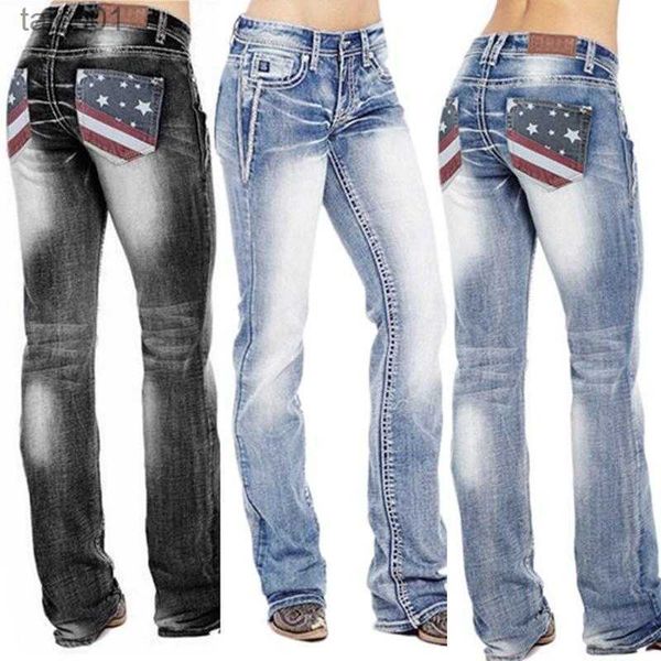 Pantaloni a vita bassa in jeans bootcut lavati elasticizzati con bandiera da donna DSA1 240304