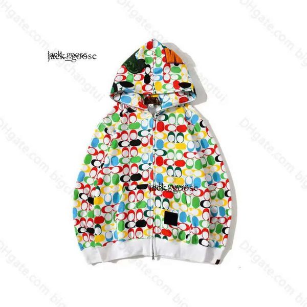 Bape Mens Hoodies Designer Hoodie Shark Luminous Mulheres Moletons Letras Camo Hoody Oversized Algodão Zip Suéteres Hoodys Cardigan Bordado 584