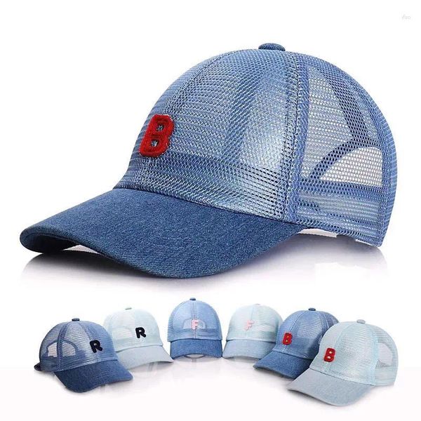 Top Caps 2024 Yaz Bebek Şapkası Erkekler için Kızlar Mektup Çocuklar Güneş Şapkaları Örgü Denim Nefes Alabilen Çocuklar Net Beyzbol Kapağı 1-6 Yıl