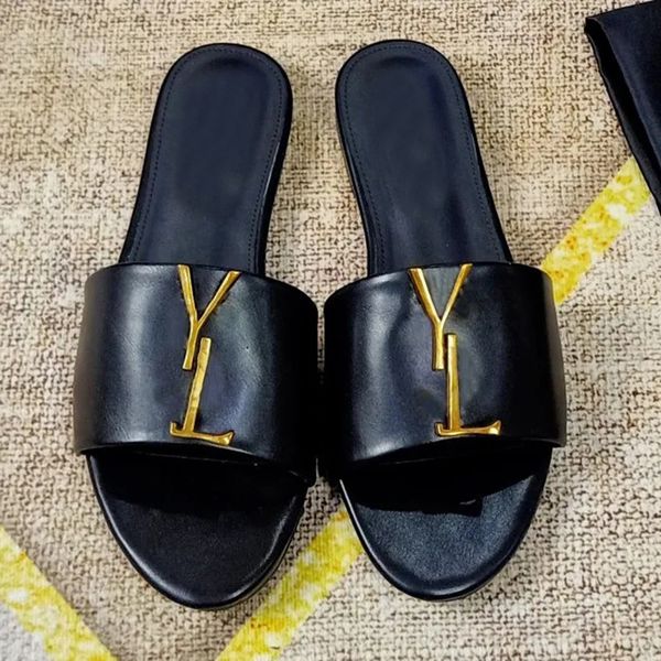 Designer chinelos sandálias mulheres plana slides de couro ao ar livre moda verão sapatos antiderrapante mulher sandalias preto ouro branco mules praia sliders