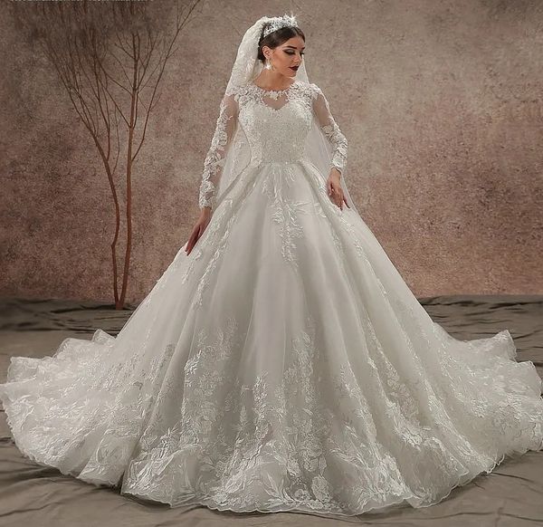 2024 Abito da sposa di lusso per le spose Gioiello maniche lunghe Perle Che borda 3D Fiore Abiti da sposa in pizzo Arabo Dubai Abiti da sposa Custom Made