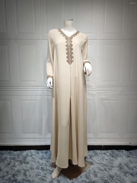 Roupas étnicas Ramadan Outono e Inverno Islâmico Médio Oriente Muçulmano Moda Lace Estilo Sudeste Asiático Vestido Feminino com Grande Balanço