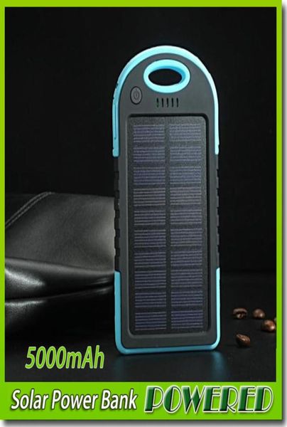 5000MAH 2 USB Port Solar Power Bank Caricatore Batteria di backup esterna con scatola di vendita al dettaglio per iPhone iPad Samsung1139935