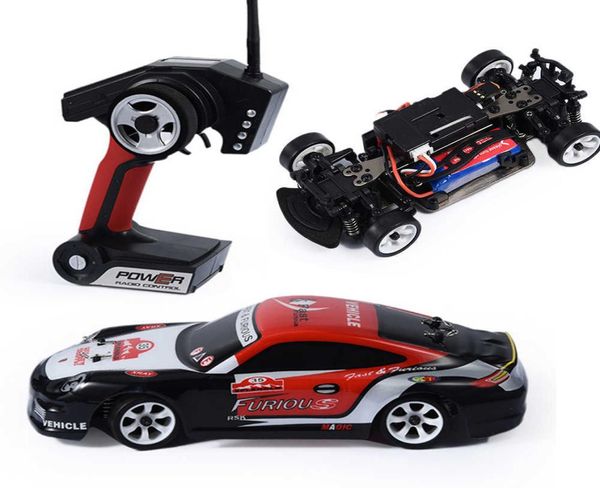 Carro elétrico wltoy k969 128 24g 4wd 130 motor de escova de controle remoto de alta qualidade 30kmh velocidade deriva para meninos presentes t2212146963696