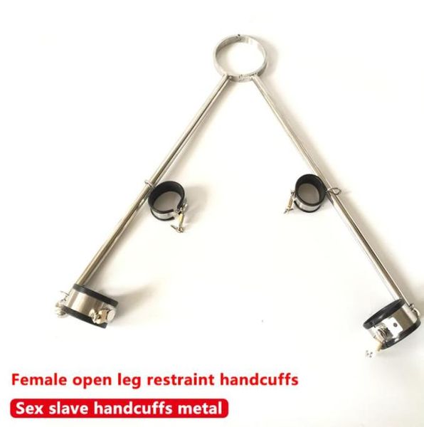 Bondage femminile in acciaio inossidabile BDSM set gamba aperta manette manette catene polsini alla caviglia anello collo collare dispositivi di fissaggio giocattolo del sesso1031743