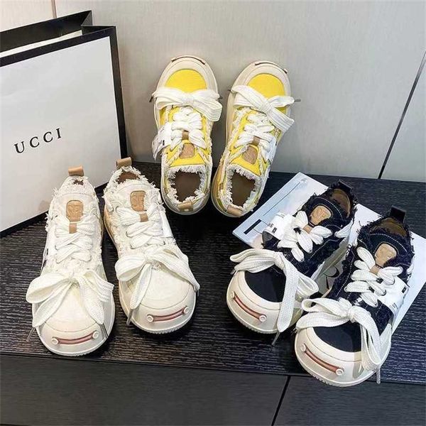 32 % RABATT auf Schuhe 2024 Tan Jiancis Same Canvas für Damen Neu Frühling und Herbst Open Smile Dickbesohlte Beggar Little White Sports Boardschuhe