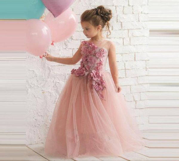 Blush Pink 2020 Abiti da ragazza di fiori per matrimoni estivi Una linea di fiori fatti a mano Abiti lunghi da prima comunione per bambine7902105