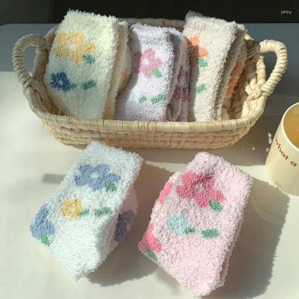 Calzini da donna invernali caldi per morbido pile termico di corallo Calzino da notte stampato a fiori giapponesi Kawaii stampato per la casa