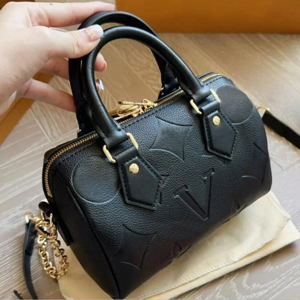 Bags Designer que você merece que é feito de couro pode ser usado como uma bolsa de crossbody ombro para parecer luxuosa elegante m46397