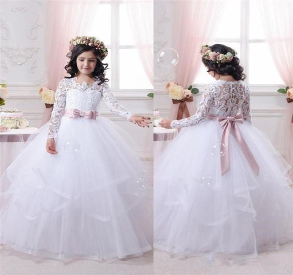 2019 Günstige weiße Blumenmädchenkleider für Hochzeiten Spitze Langarm Mädchen Festzug Kleider Erstkommunion Kleid Kleine Mädchen Abschlussball B2758699