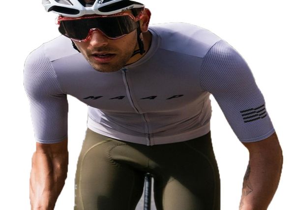 2021 Maglia da ciclismo estiva a maniche corte a maniche corte tinta unita Maglia da ciclismo da uomo in puro colore Camicia da equitazione Super Fit Quick dry 2202173764000