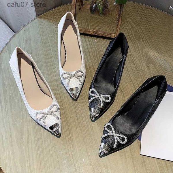 Scarpe eleganti Scarpe bianche a righe plaid a punta sottili tacchi alti papillon moda tinta unita strass 5-7 cmH2435