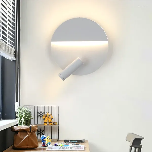 Lampada da parete creativa moderna nordica per interni LED Spot da lettura Lampada da comodino Sconce Illuminazione in metallo per la casa Soggiorno