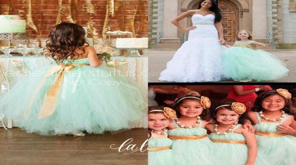 Güzel Nane Yeşil Çiçek Kızlar039 Elbiseler Tutu Elbise Spagetti Kayışları Empire Sash Ball Roose Gown Long Long Düğün Elbisesi Gir8146036300