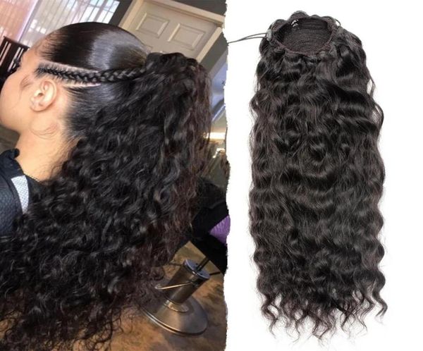 Giovane ragazza con coulisse coda di cavallo clip umana nell'estensione dei capelli onda d'acqua equiseto brasiliano con afro 4 pettini Remy naturale ondulato Pon9769538