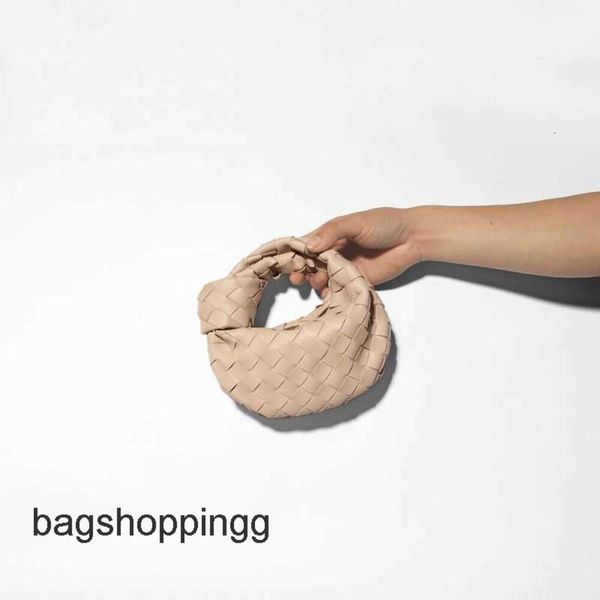 Evening Venata Bags Woven Luxury Bottegs Tote Bag Cute 2024 Designer Knotted Mini Leather Small Cloud Jodies 16cm Wrist Han FRFD