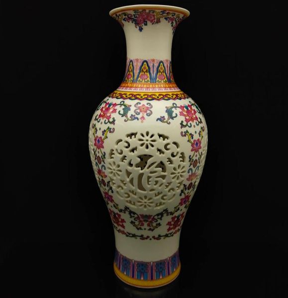 Vaso oco esculpido à mão em porcelana chinesa família rosa W QianLong Mark S4324825303